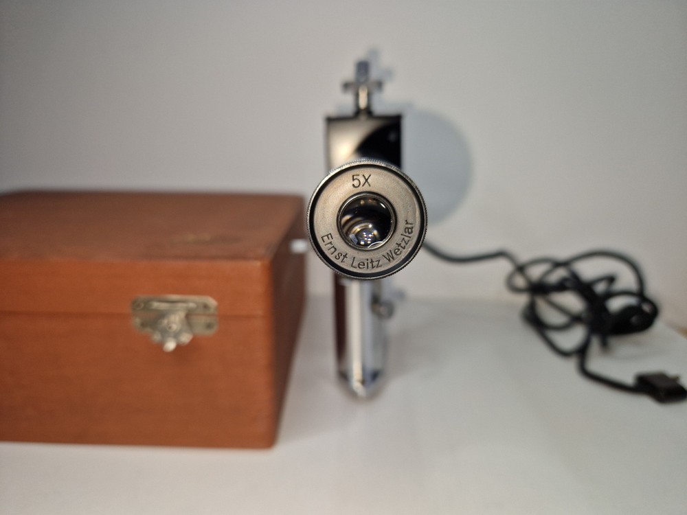 Leitz Wetzlar calibration setting device for dillatometer.