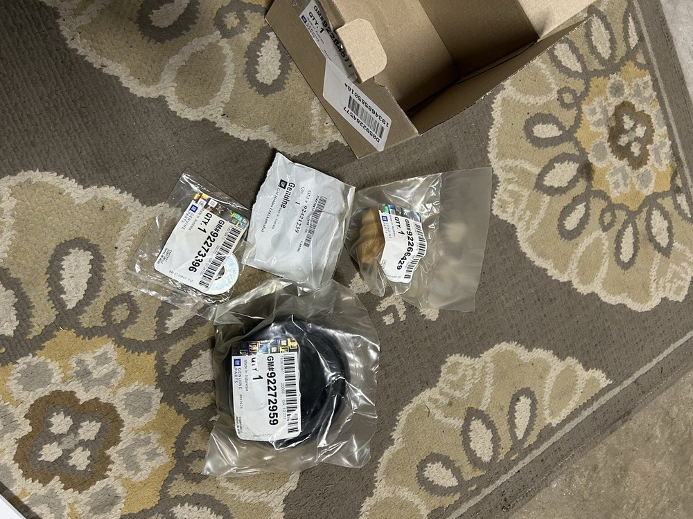 Suspension Strut Mount Kit 92284577