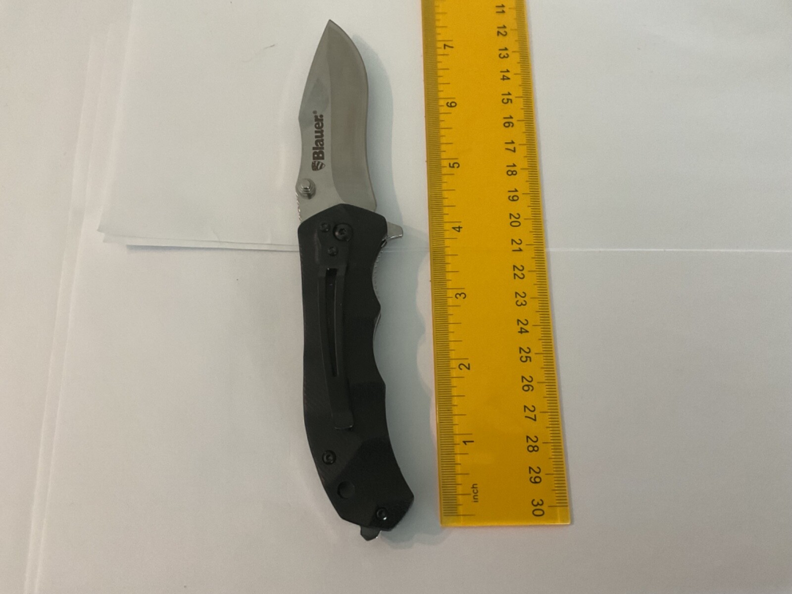 Blauer Folding Knife Invader Style KN1004 Spear Point new Retail 39.99 now 5.99