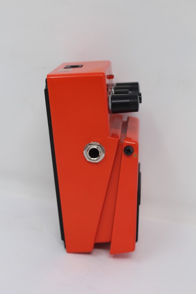 Boss MD-2 Mega Distortion Guitar Effect Pedal