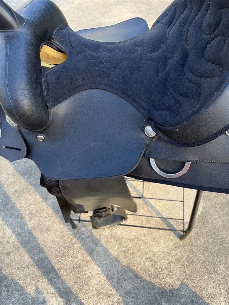 Wintec Saddle Black Seat