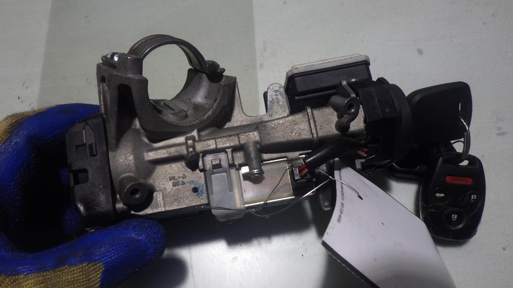 10 HONDA ACCORD Ignition W/Key