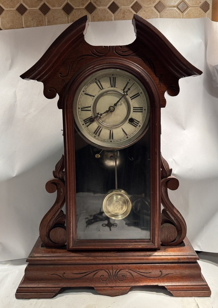 Antique New Haven Parlor/Kitchen Mantel Clock- “Danube” Model