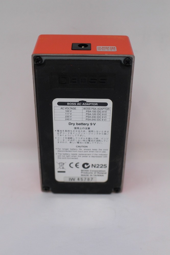 Boss MD-2 Mega Distortion Guitar Effect Pedal