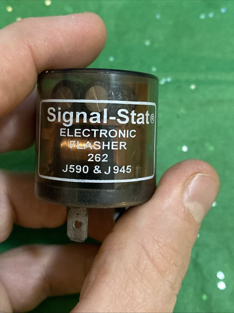 262 SIGNAL STAT ELECTRONIC FLASHER MODULE