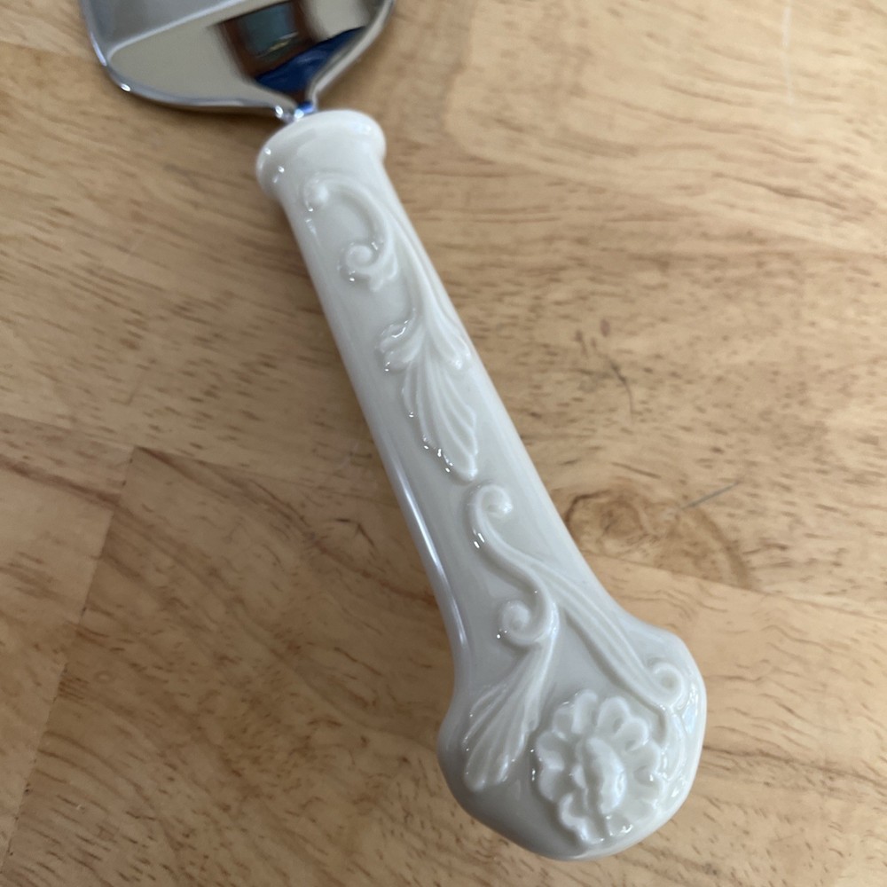 Lenox Wedding Cake Server Porcelain Handle