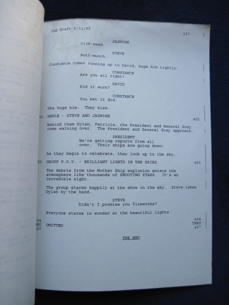 ORIGINAL SCRIPT for INDEPENDENCE DAY by DEAN DEVLIN & ROLAND EMMERICH