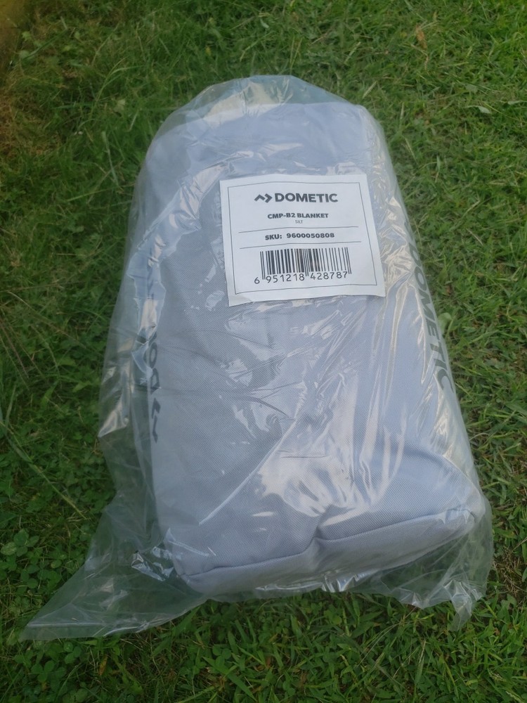 Dometic GO Camp Blanket, Universal Dual Surface Waterproof Blanket + Stuff Sack