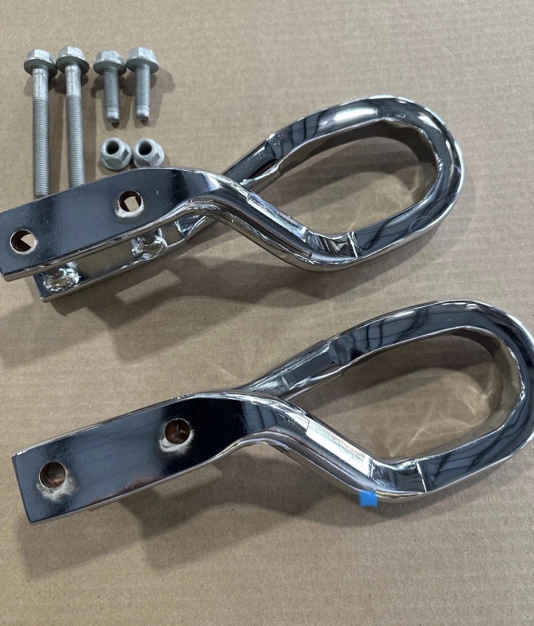 New GM 84513882 2020-2024 GMC Sierra HD Front Chrome Tow Hooks Genuine OEM