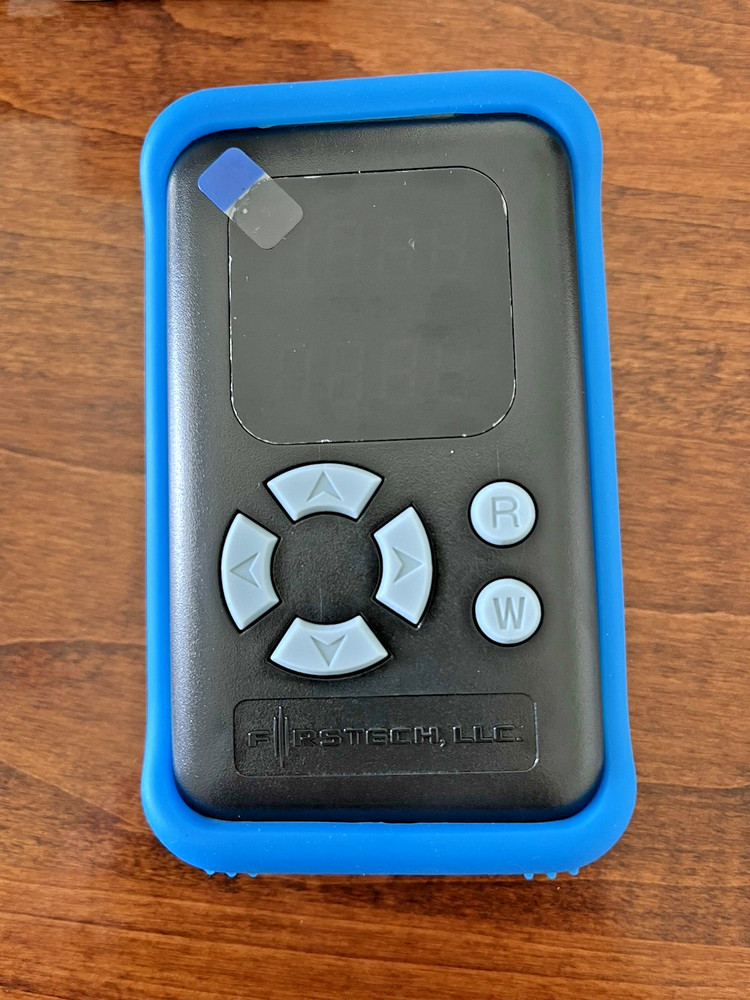 Compustar 910S 1 Way Remote Start System With Option Programmer FT-OP500