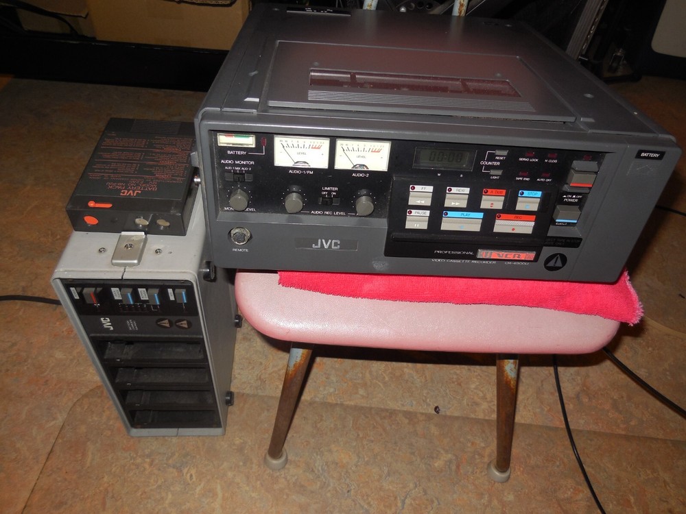 JVC CR-4900U