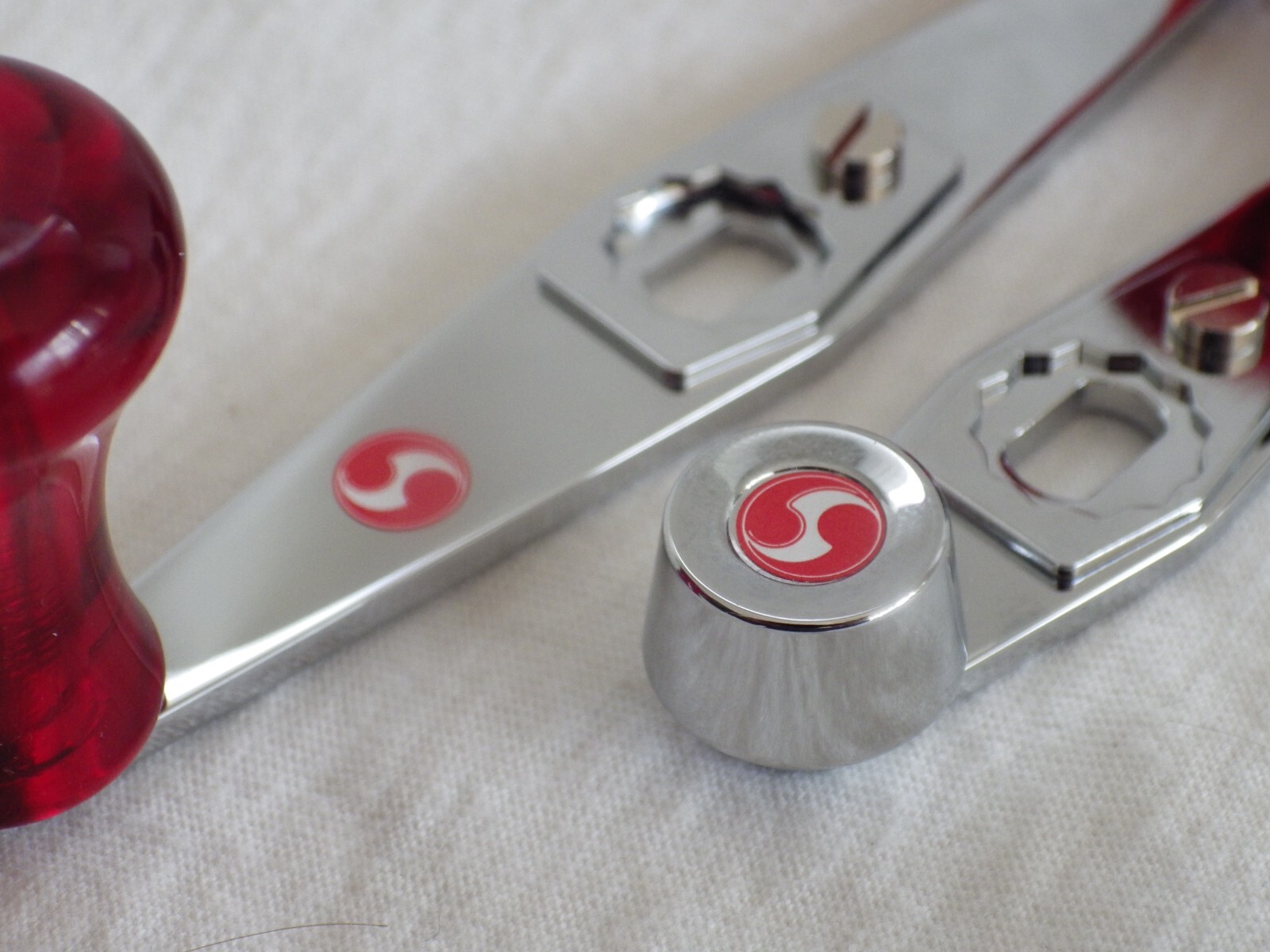 Simon Shimomura's 90 mm Custom Power Handles for ABU Garcia Ambassadeur