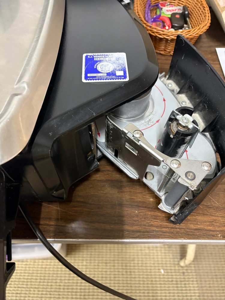 Hobart HTi-7LS25 digital computing scale