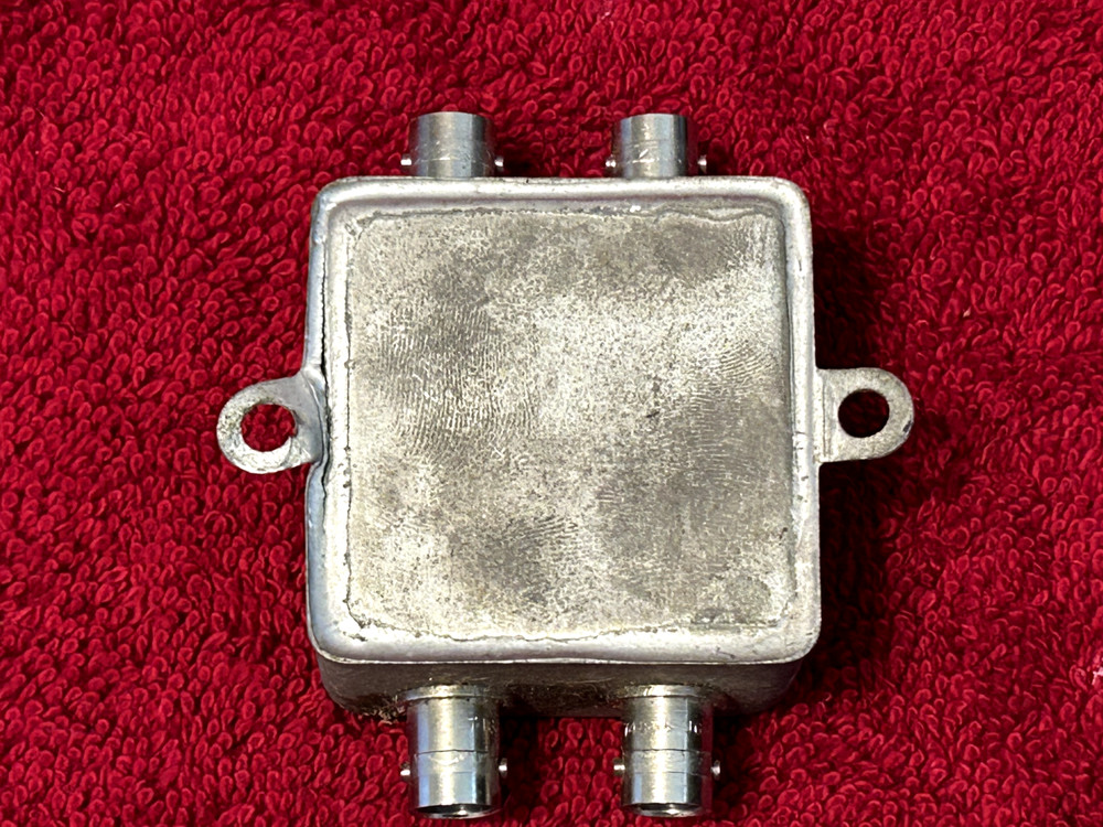 ANTENNA DEVELOPMENT AD-9 ANTENNA COUPLER