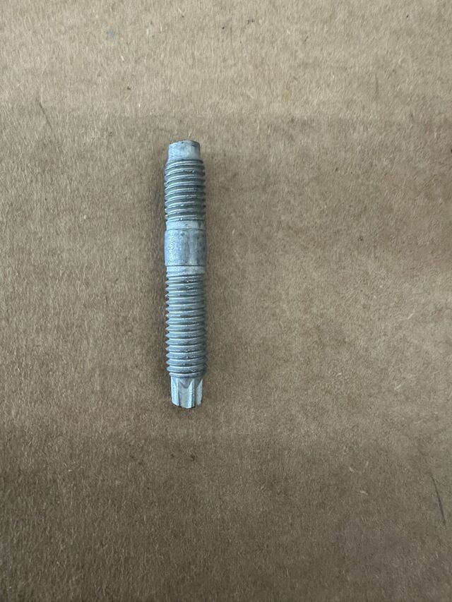 Genuine Ford Stud W701890-S439