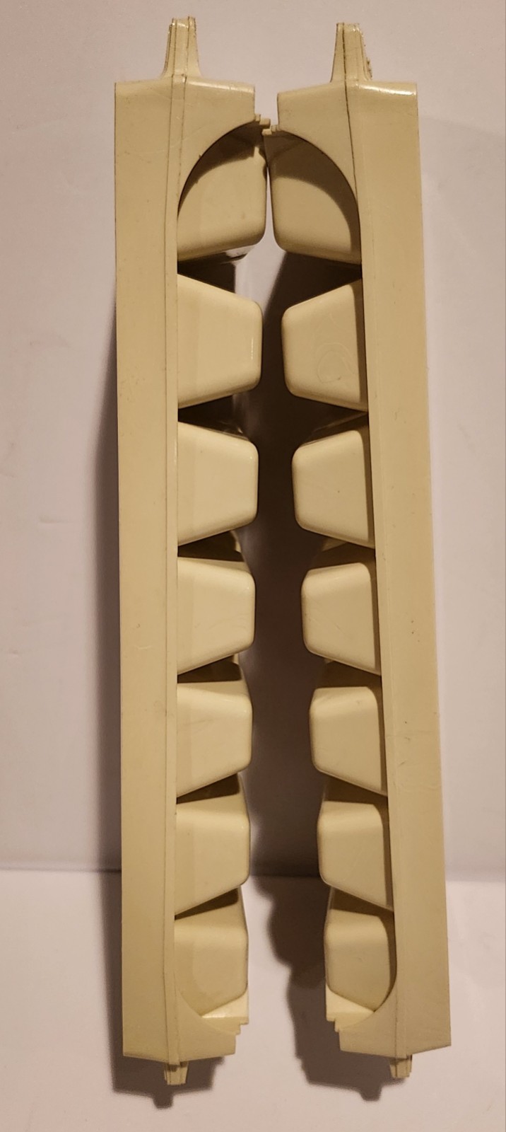 vintage general electric 1970's ice cube trays 2