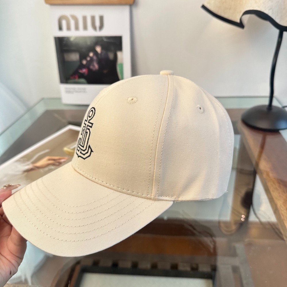 CELINE Minimalist, Adjustable, Trendy Baseball Cap