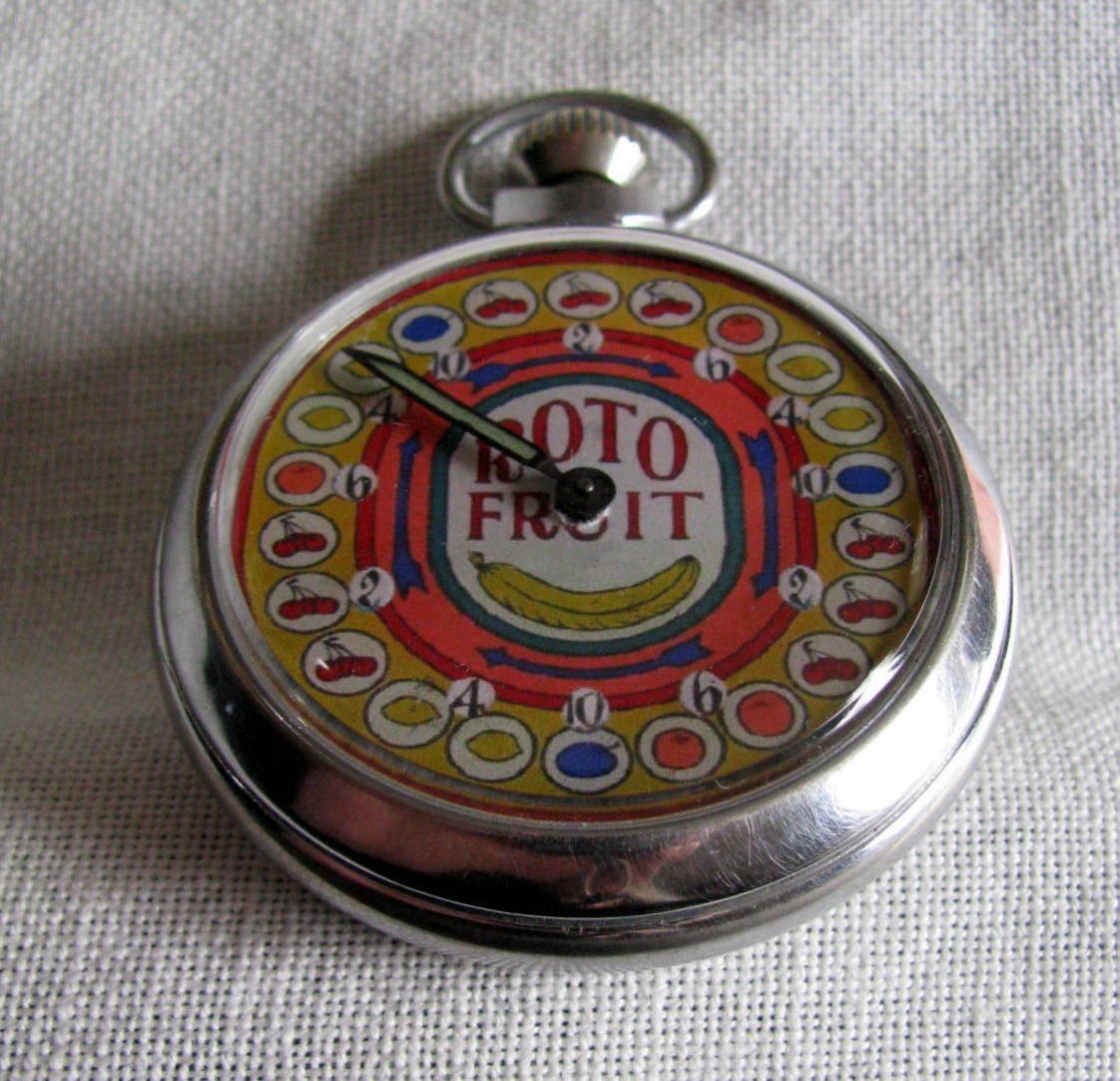 FINE VINTAGE POCKET WATCH STYLE SLOT MACHINE MECHANICAL GAMBLING DEVICE