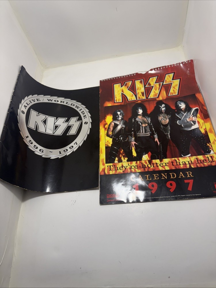 KISS - ALIVE WORLDWIDE 1996 - 1997 TOUR + CALENDAR CONCERT VG+ CONDITION