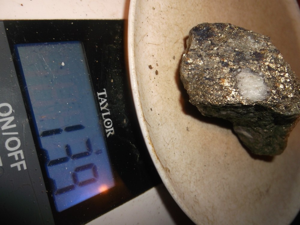 Gold, silver, copper, 139 grams samples ,ore high grade .
