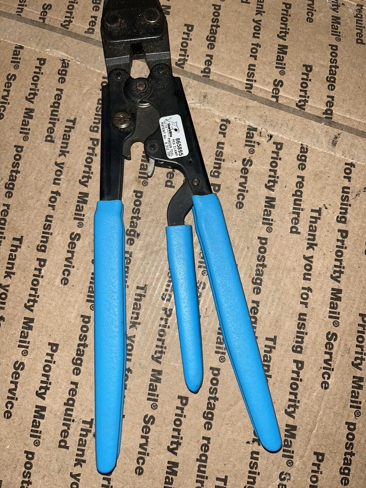 Sharkbite 3 Handle Pex Clamp Tool With Blue Handle #865895