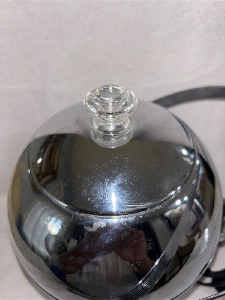 Manning-Bowman Coffee Globe Teated and Working