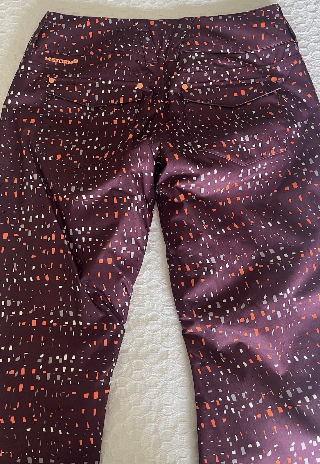 NWOT Under Armour Cold Gear Storm Infrared Maroon Confetti Ski Snow Pants Wms L