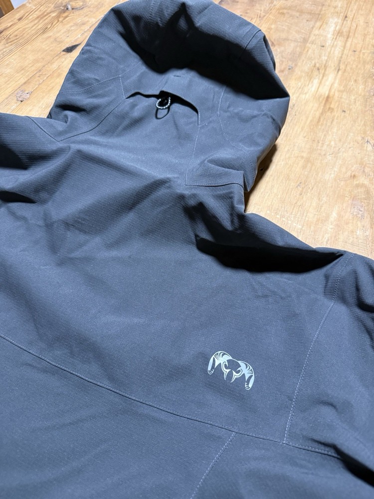 Kuiu Kutana Storm Shell Jacket