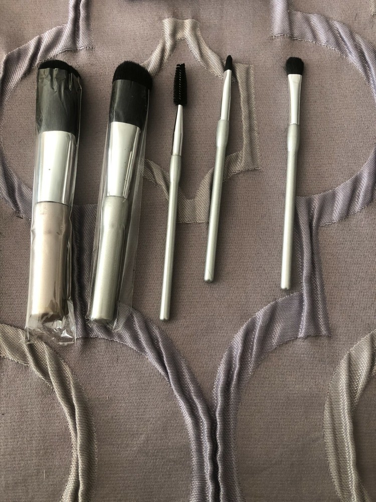 Crown Pro 5 Pcs Set Makeup Brushes
