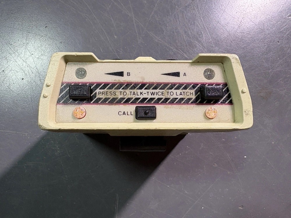 Clear-Com Intercom Systems Model 502 Two-Channel Select Beltpack