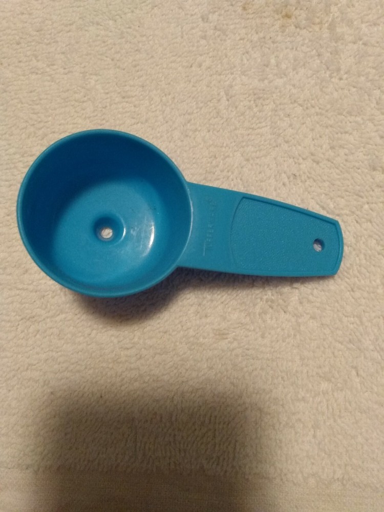 New TUPPERWARE Gadget MINI-FUNNEL