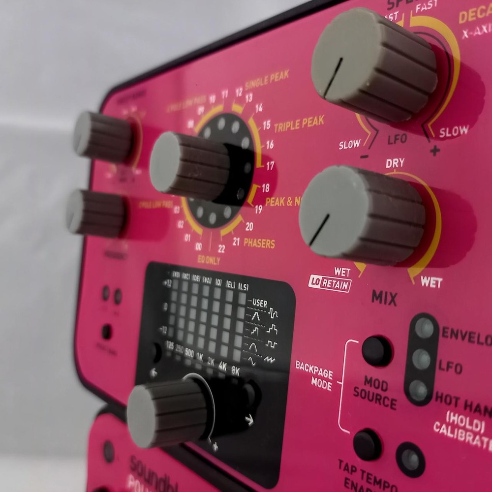 Source Audio SA144 Poly-Mod Guitar Envelope Filter Used