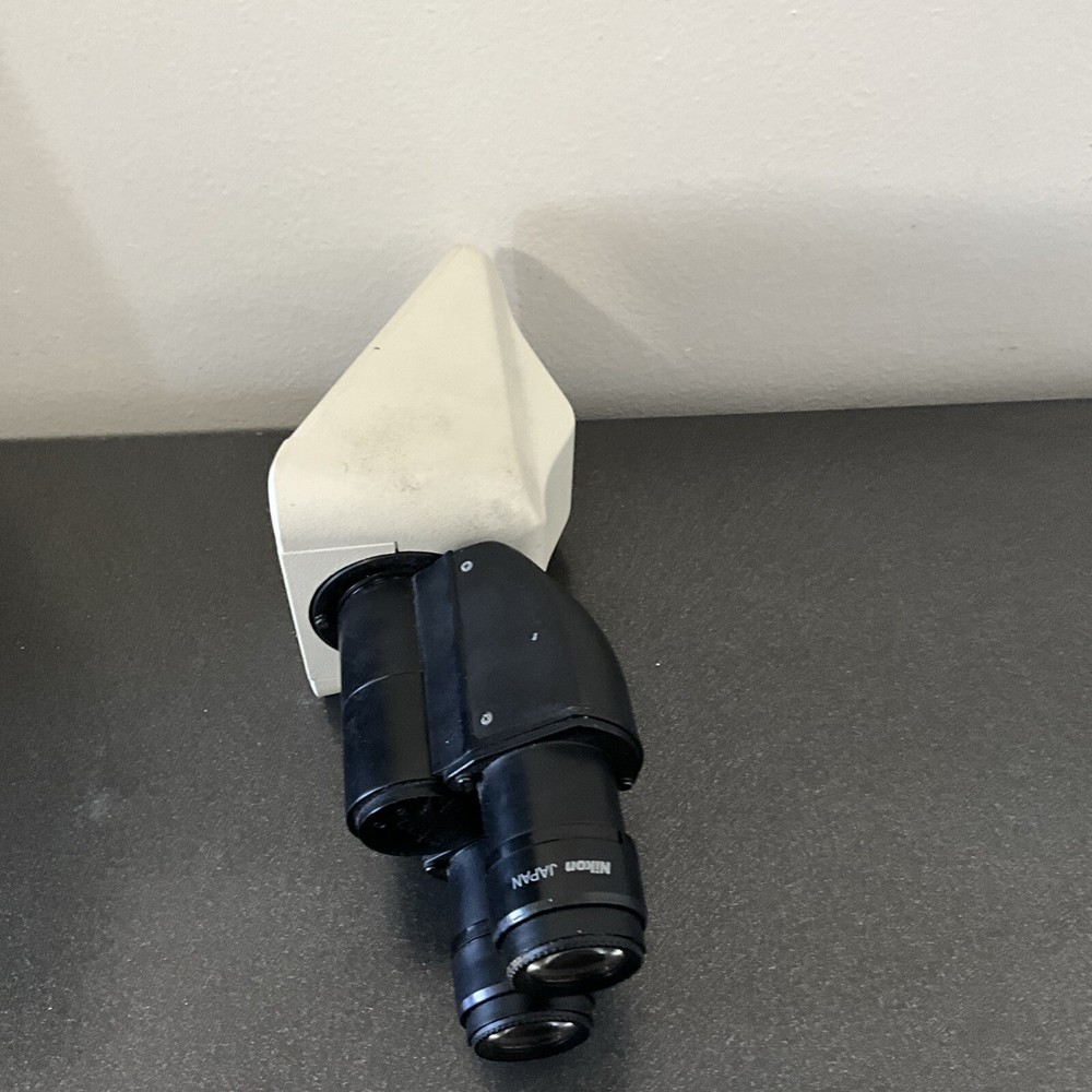 Nikon Eclipse 80i E2-TB Ergonomic Tilting Telescoping Microscope Binocular.
