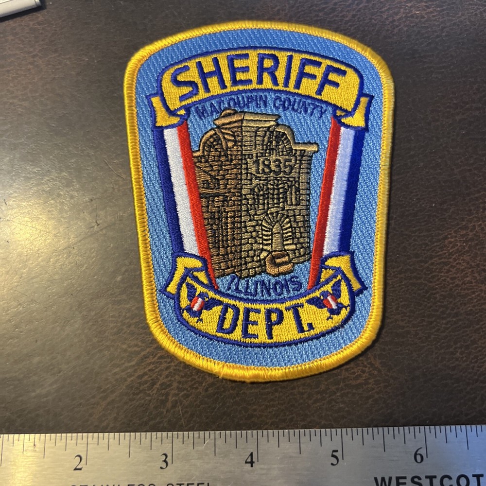 Vintage Defunct Obsolete Sheriff’s Office Dept. Patch Macoupin County Illinois