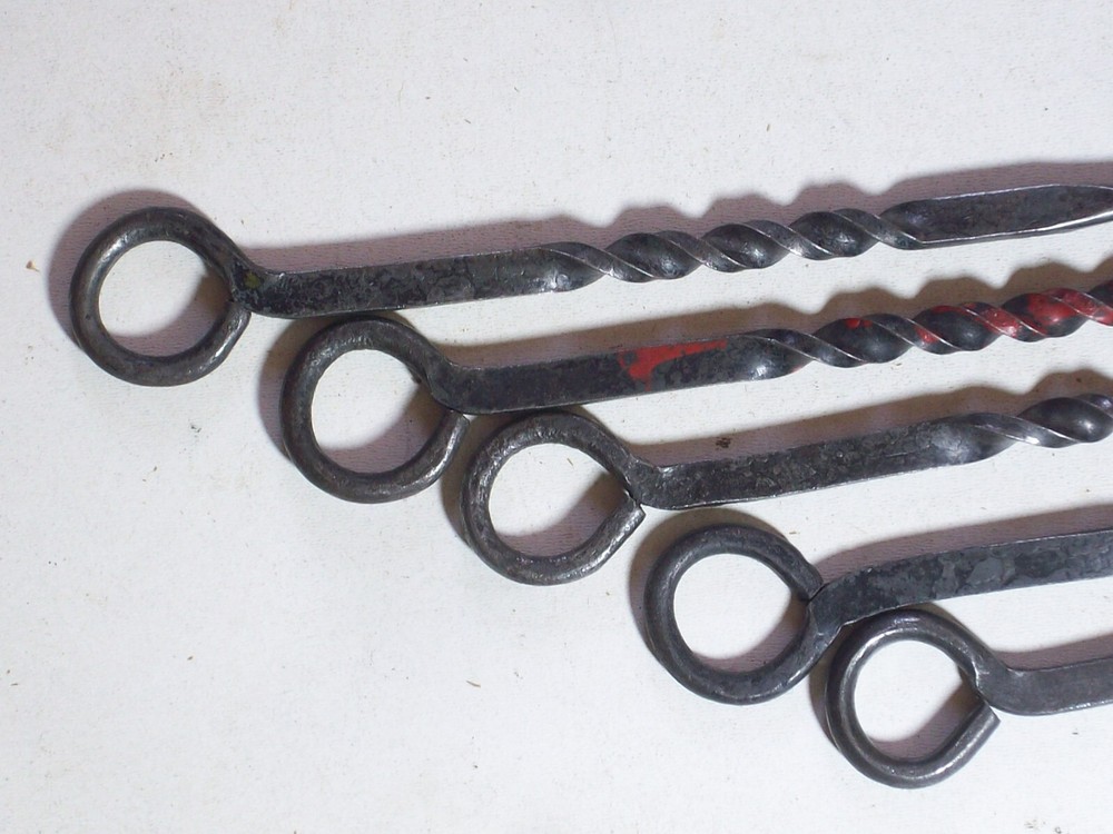 Tool MARLINSPIKE FLAT METAL STEEL TWISTED LOOP POINT FIRE POKERS MARLIN SPIKE $E