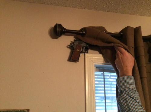 Cojo Command & Conquer Gun Magnet