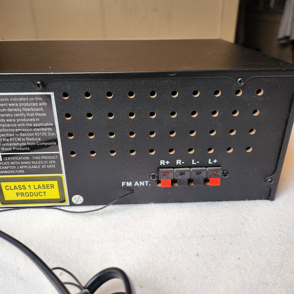 Innovative Technology ITCDS-5000a Bluetooth CD Stereo Receiver FM Radio workgood