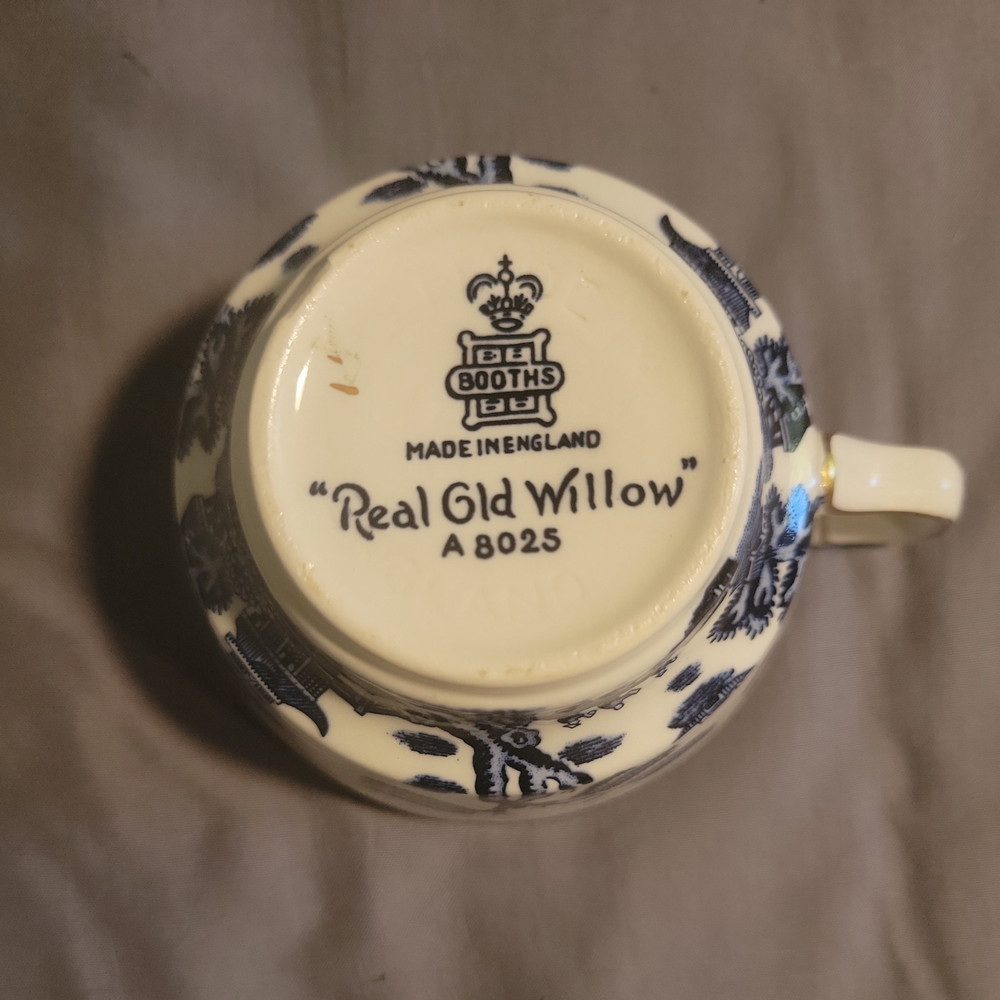 Booths “Real Old Willow" Tea Cups A8025