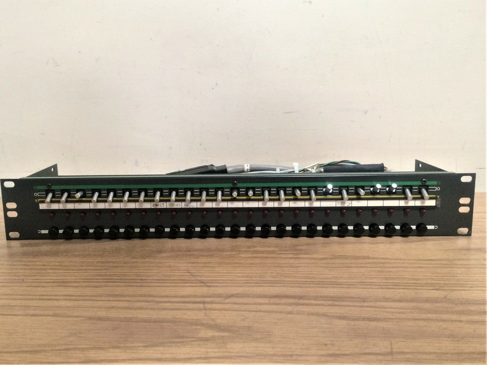 Dukane Intercom 25 Switch Controller Rack Mount 110-1994 9A-1795