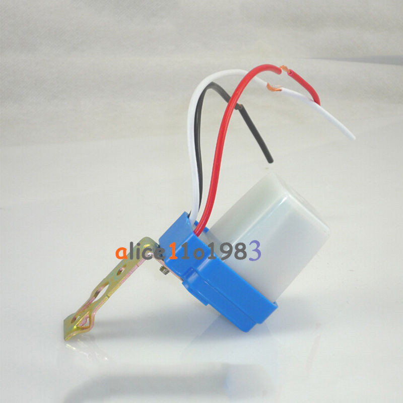 Automatic Auto On Off Street Light Switch Photo Control Sensor for AC 220V
