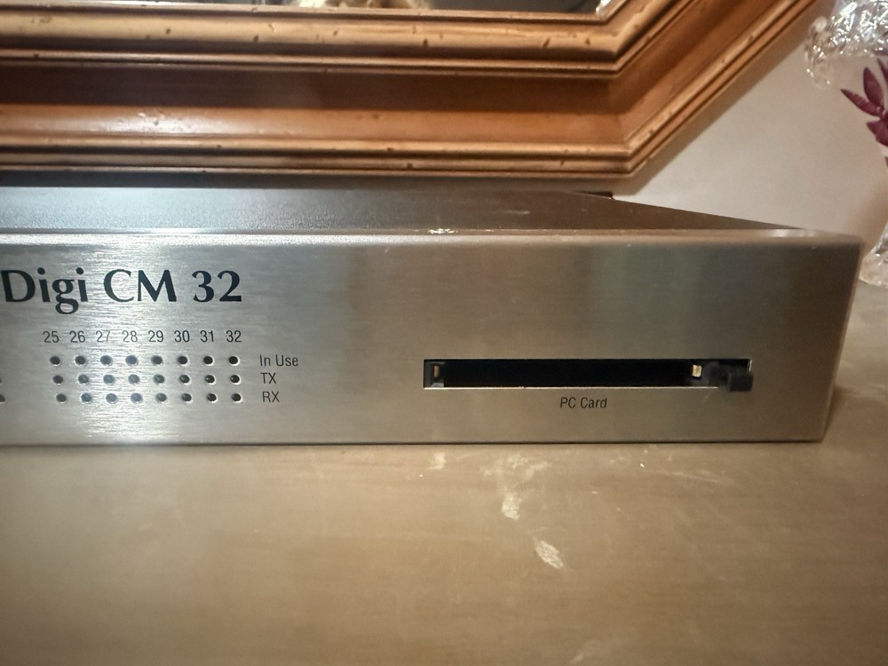 Digi CM 32 Connectware 32-Port Terminal Server Console –Tested And Powered On