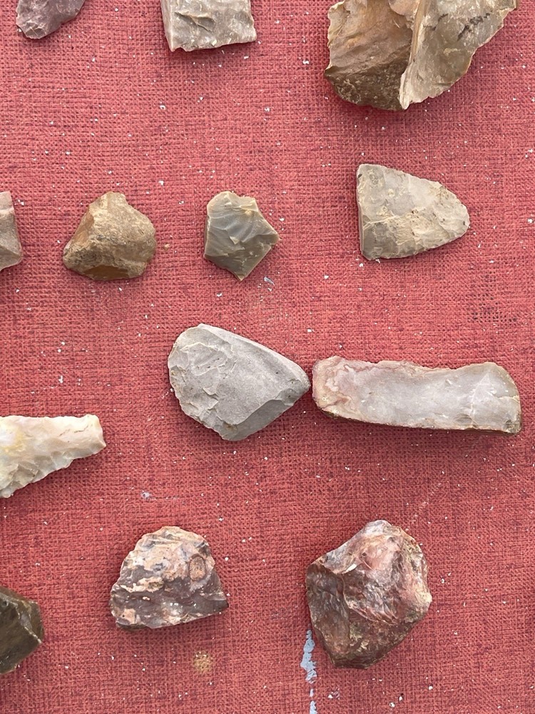 FLINT CHERT STONE ROCK