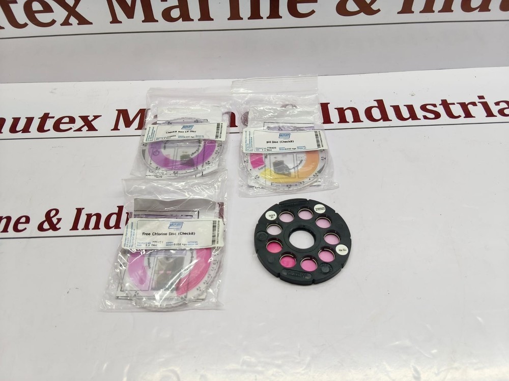 LOVIBOND COMPARATOR 2000 WITH DISC TEST KIT