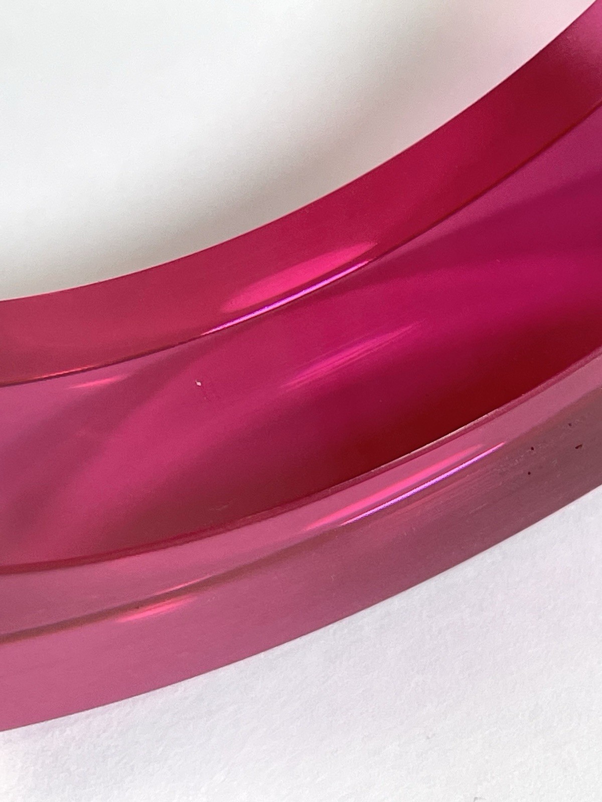 Lucite Acrylic Round Hot Pink Chunky Bangle Bracelet Fuchsia Estee Lauder Vtg 8”