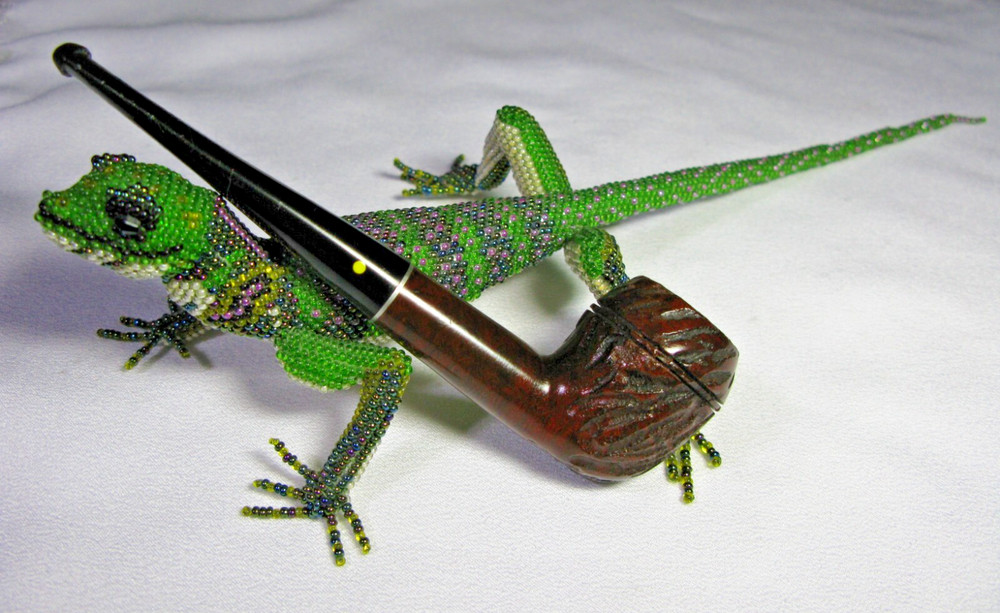 Willard Rusticated Imported Briar Estate Pipe Straight Apple w/Silver Ring - EUC