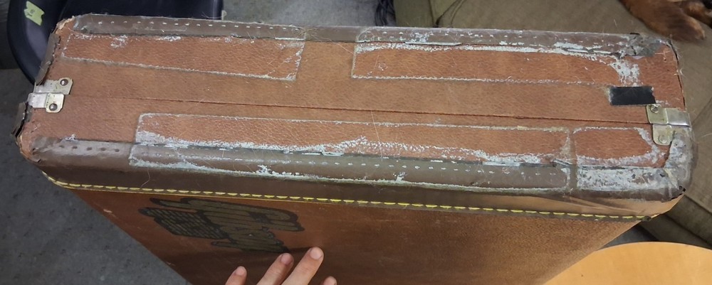 1989 Gibson Explorer Hard Case Brown