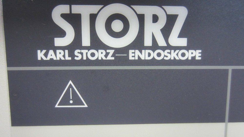 KARL STORZ 81123520A ENDOSKOPE TECHNO LIGHT 270 PORTABLE LIGHT SOURCE
