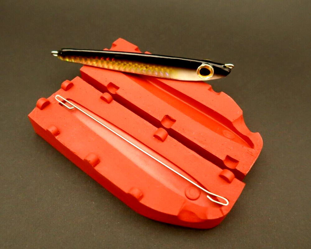 Two Jig Molds 60 g + 50 g Triangular Killer Jigs