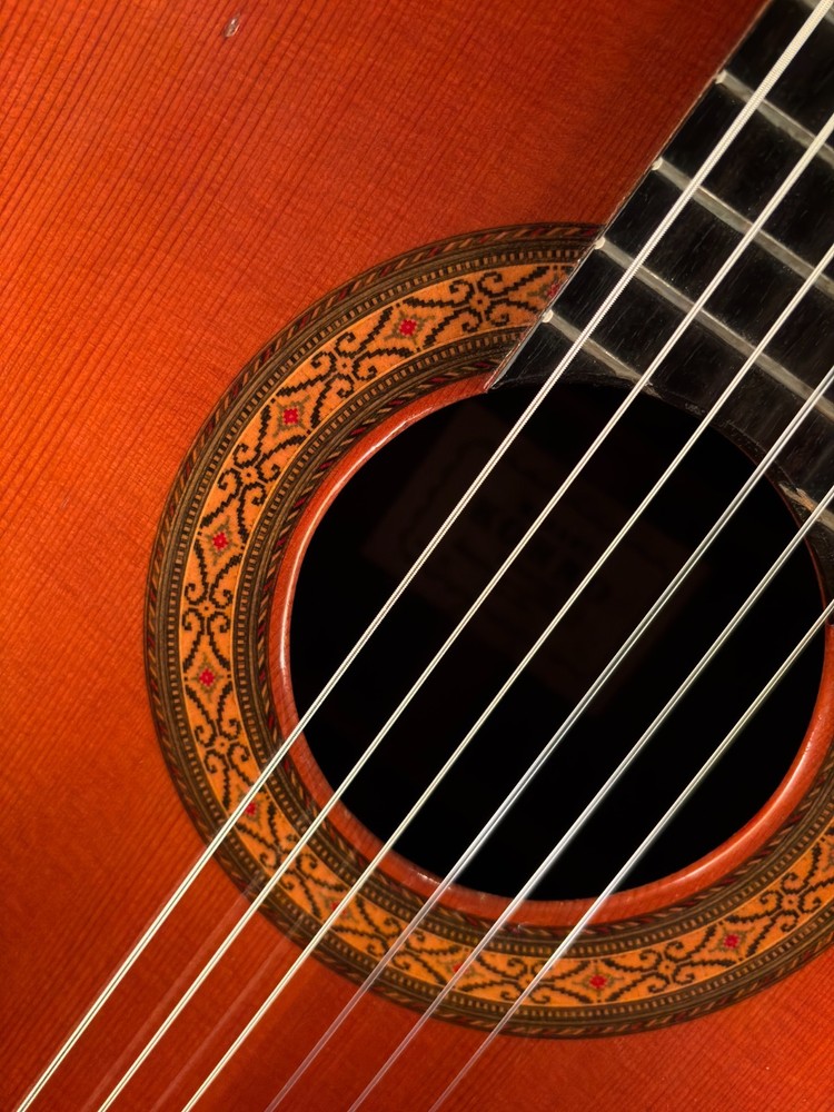 1972 Masaru Kohno 8 Classical Guitar