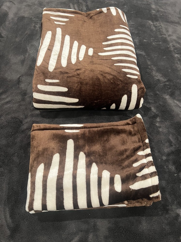 Warm 3 Piece Bed Sheet Set King Size.